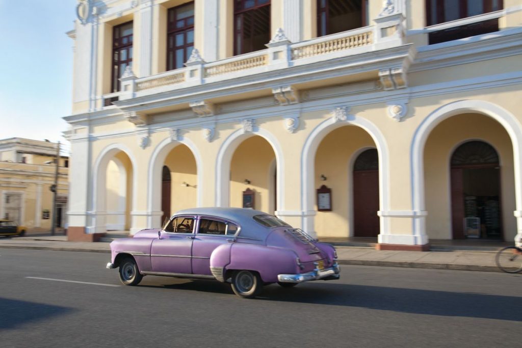 car_purple_cienfuegos_